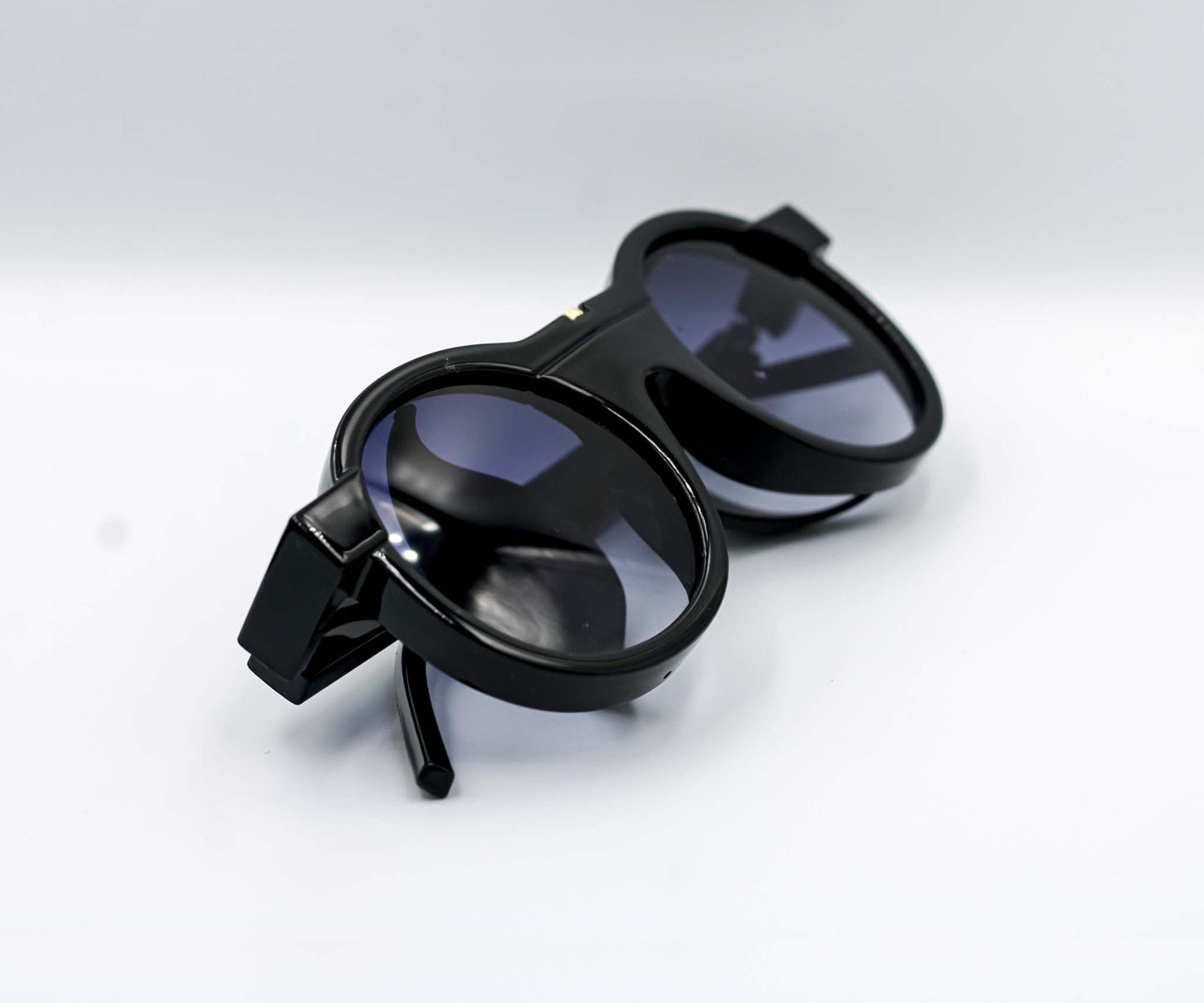 Black Blinders (Round Frames)