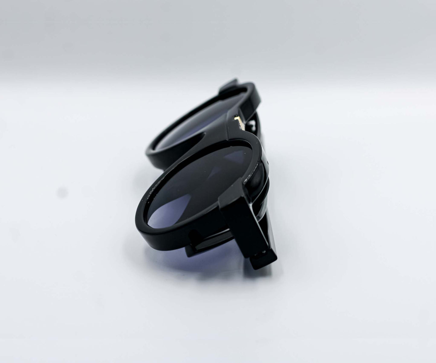 Black Blinders (Round Frames)